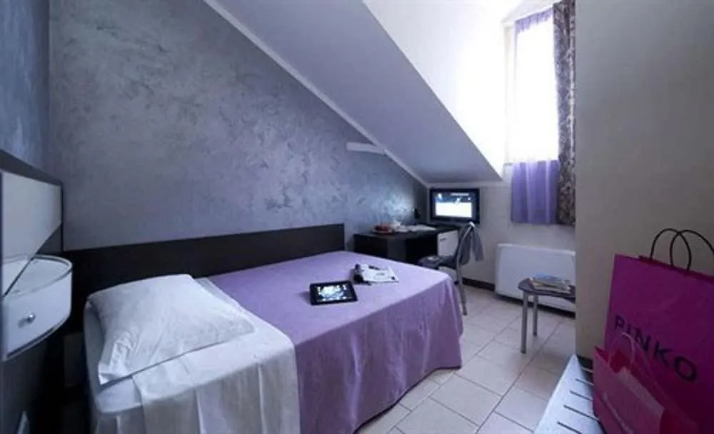 Hotel Ideale Milão